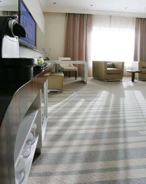 نقد و بررسی هتل رز پارک البرشا دبی Rose Park Al Barsha Dubai Hotel