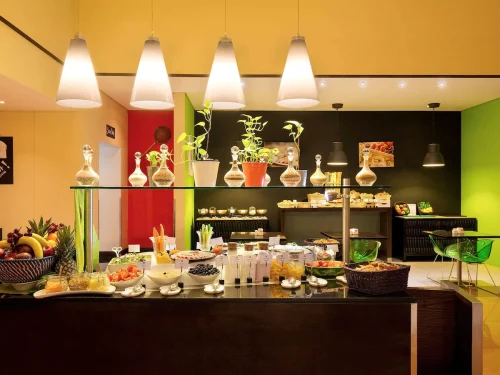 رستوران و بوفه صبحانه در ایبیس الرقه دبی