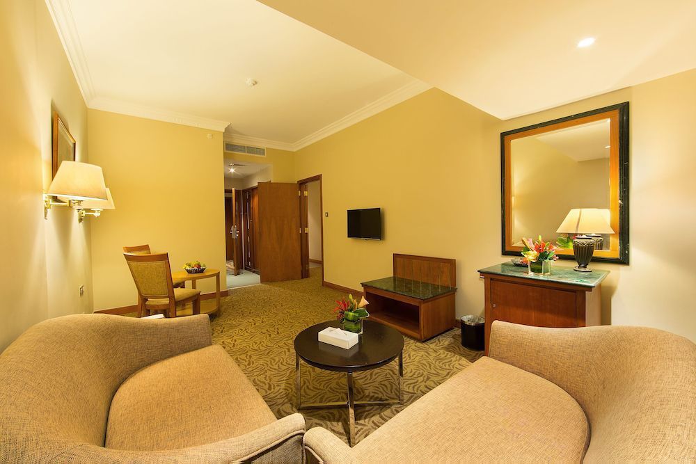 سوئیتهای دبل استاندارد Sun and Sky Al Rigga Dubai Hotel