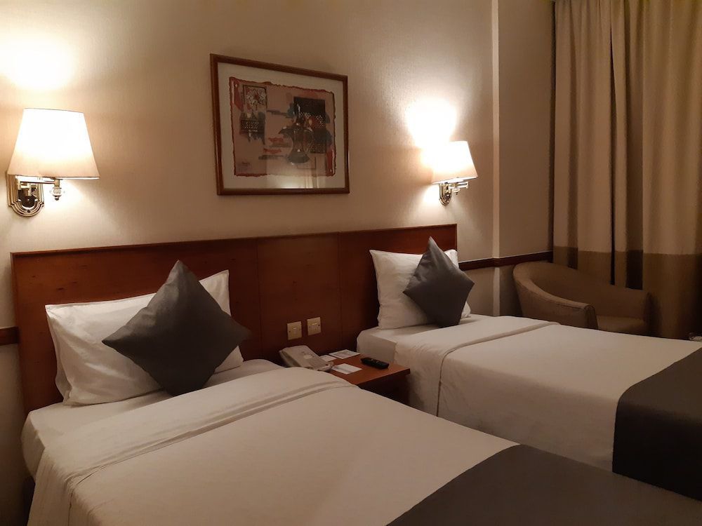 بررسی سایر امکانات اتاقهای هتل Sun and Sky Al Rigga Dubai Hotel