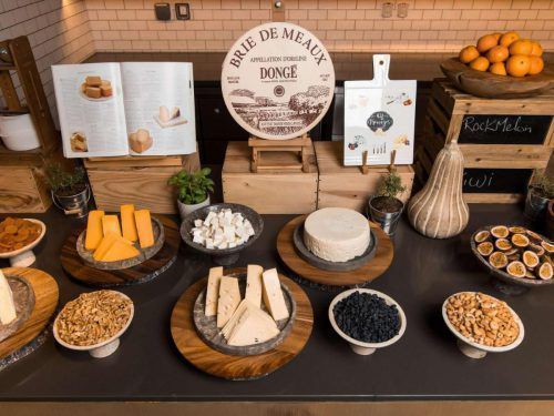 کافه و رستورانهای در هتل موونپیک ریزورت ال مرجان ایلند دبی