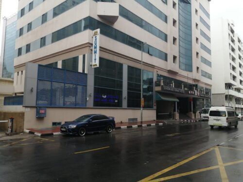 نقد و بررسی هتل کپیتال او 246 لندمارک سامیت دبی Capital O 246 Landmark Summit Dubai Hotel