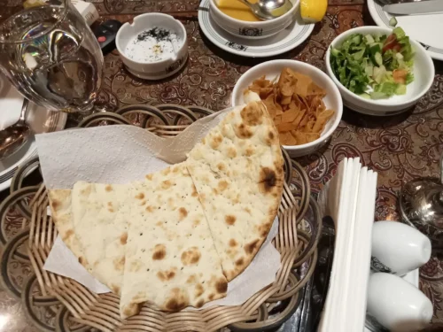 منو ساندویچ‌های لذیذ رستوران گلستان دبی