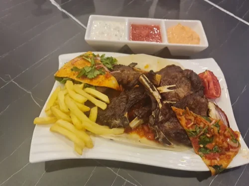 سایر غذاهای آسیایی در رستوران Qasr Alshams Dubai Restaurant