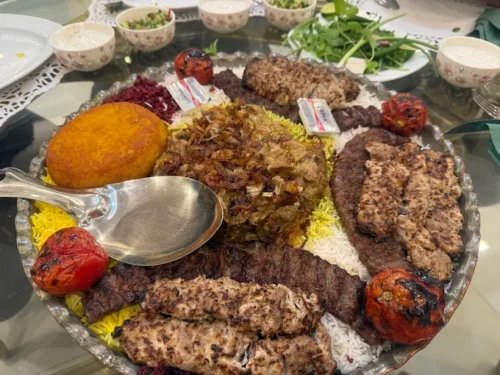 بررسی نظرات مشتریان رستوران Toranj Dubai Restaurant