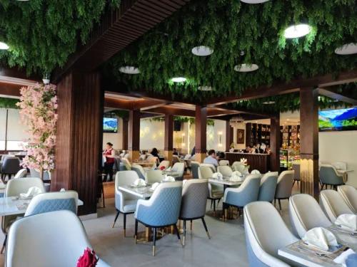 دکوراسیون داخلی رستوران شاندیز پالاس دبی