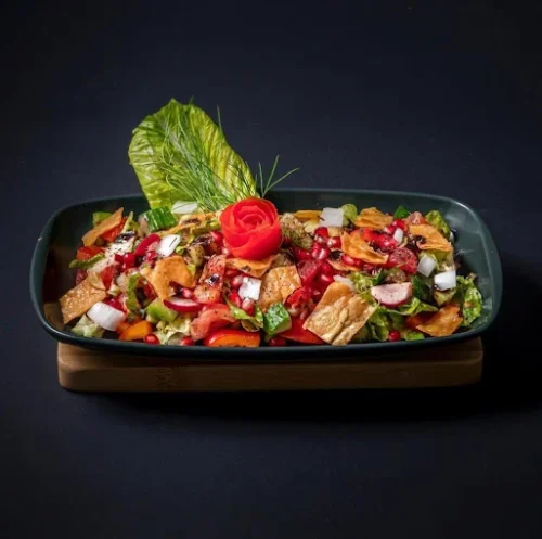 انواع پیش غذاها و سالادهای رستوران قصر شمس دبی