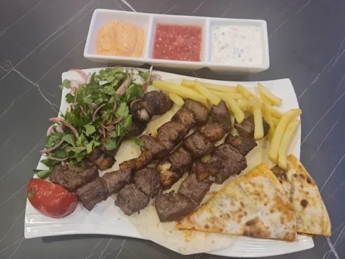 بررسی منو کبابی رستوران Qasr Alshams Dubai Restaurant