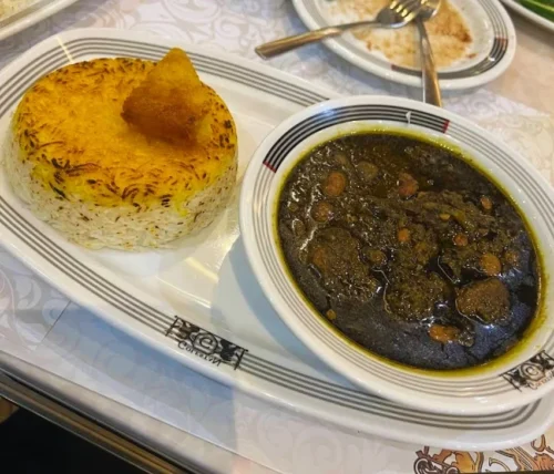 بررسی نهایی رستوران گلستان دبی