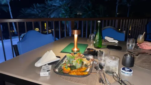 دکوراسیون زیبای رستوران وایت ارکید دبی