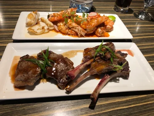 سرو گوشت گاو واگیو در رستوران ژاپنی کریک ساید دبی