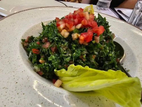 سالادهای خوشمزه رستوران زهیرا دبی