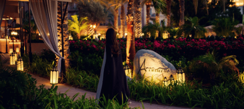 سرو انواع قلیان در رستوران آماسینا دبی