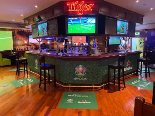 کباب و باربیکیو در رستوران سامرست دبی