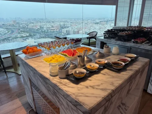 نظرات مشتریان رستوران Al Dawaar Revolving Dubai Restaurant