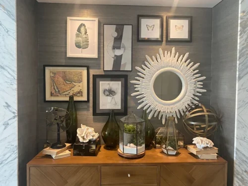 دسترسی آسان رستوران Al Dawaar Revolving Dubai Restaurant