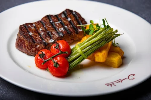 انواع ساید دیش‌های لذیذ رستوران Trader Vic’s Hilton Dubai Jumeirah Restaurant